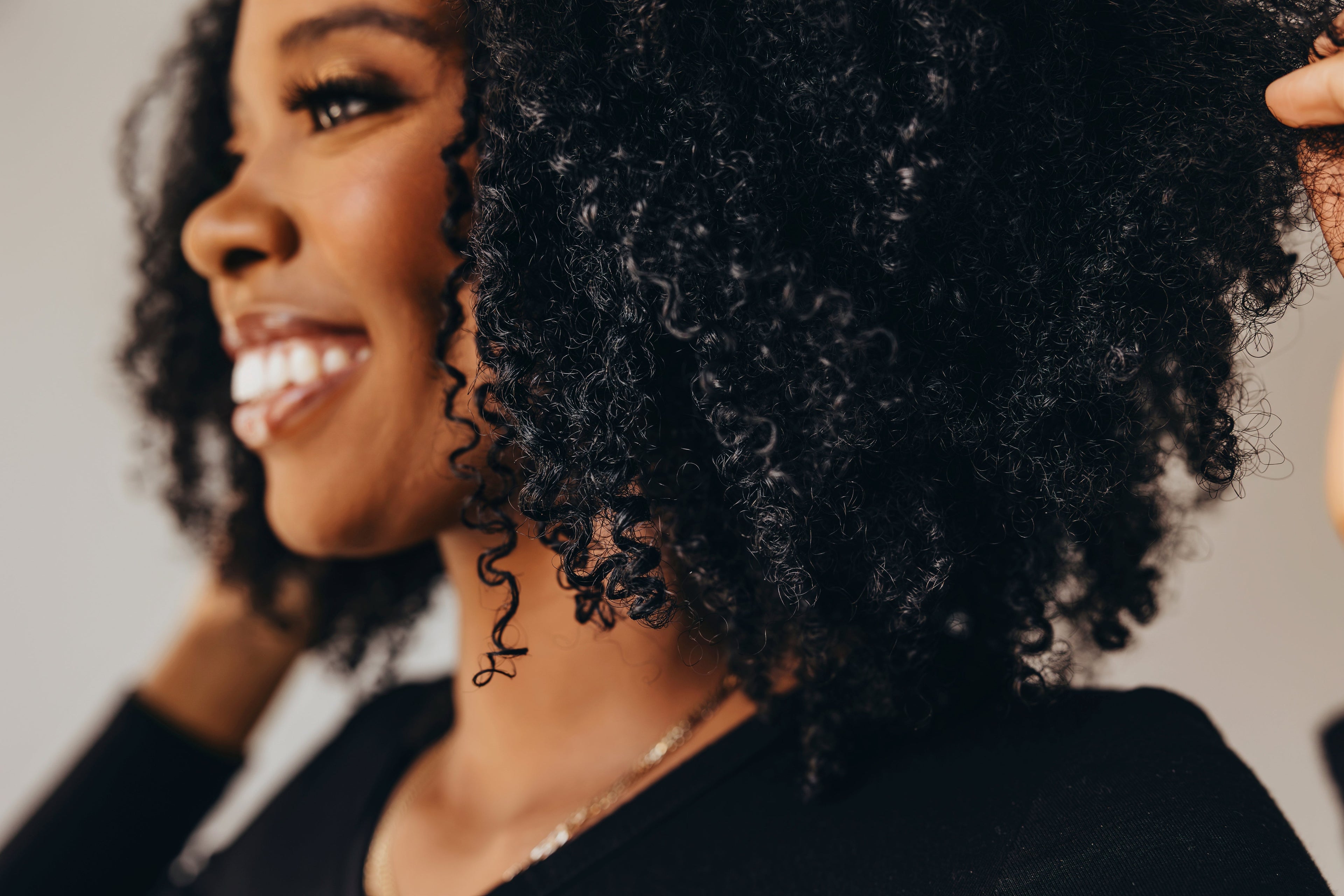 11 Tips to Increase or Balance Hair Moisture